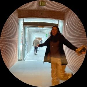 Meet your Posher, Ella